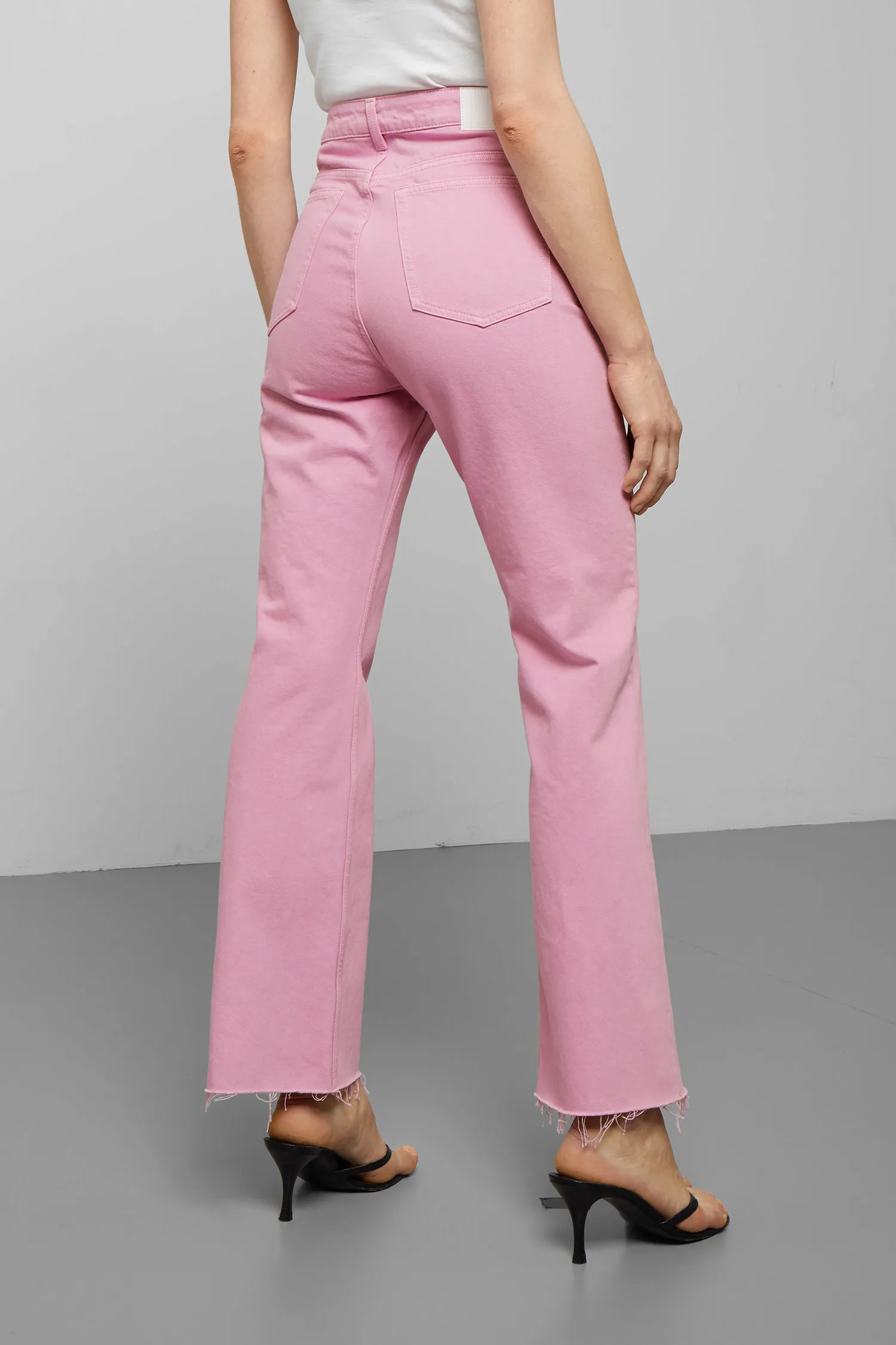 best pants for big thighs and small waist