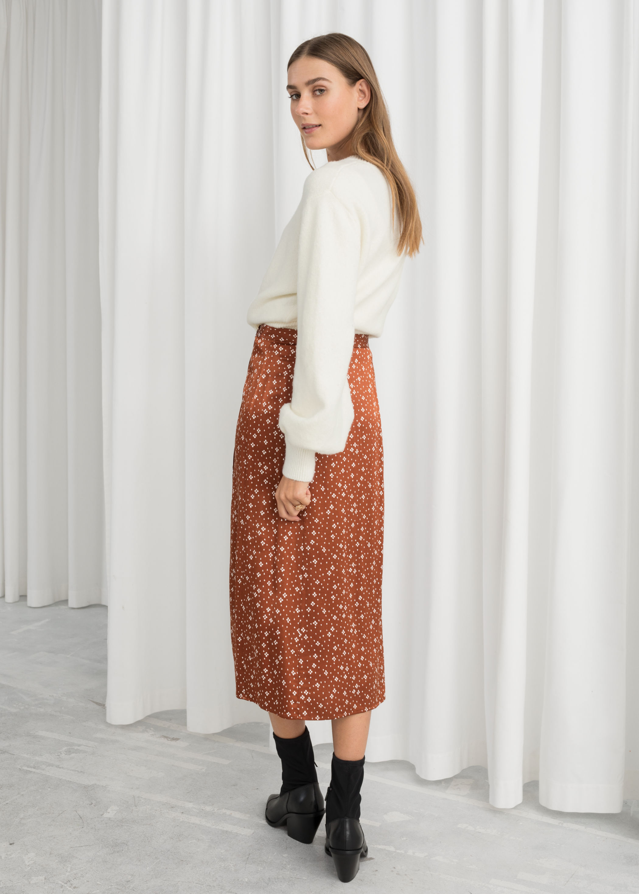 Asymmetrical Button Midi Skirt | Endource