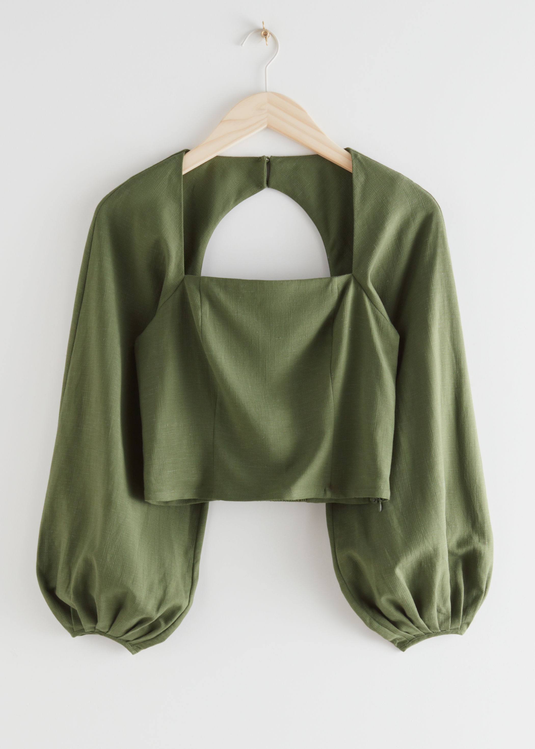 smocked puff sleeve top