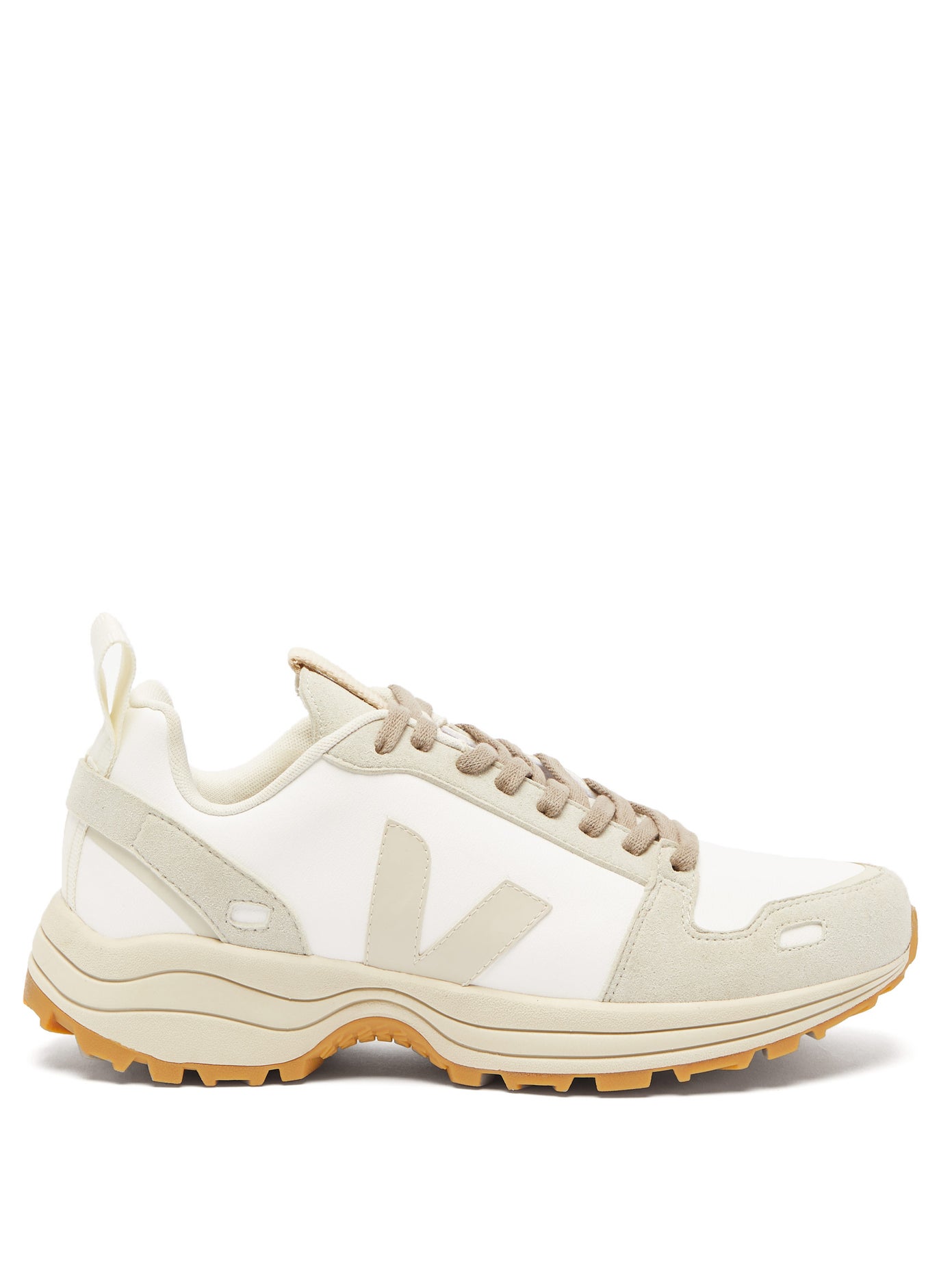 veja walking boots
