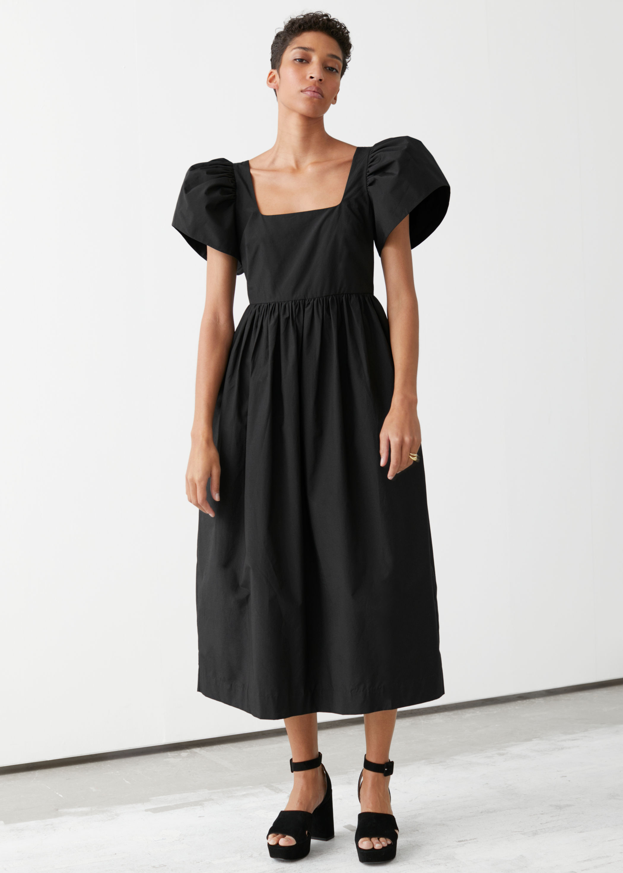 midi dress with voluminous sleeves