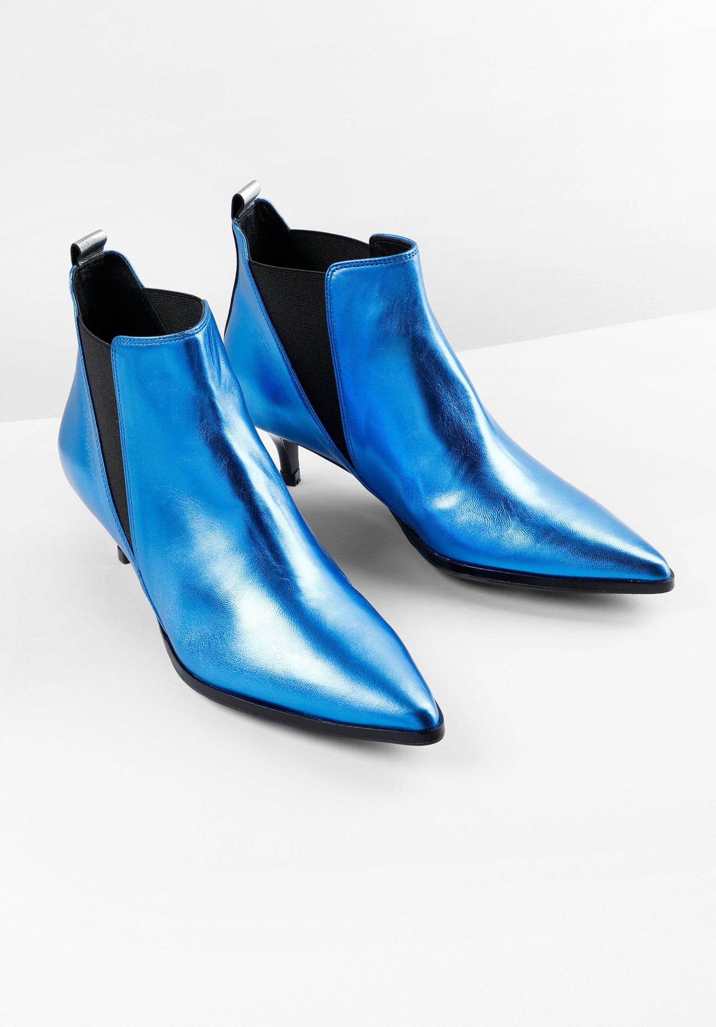 hush blue boots