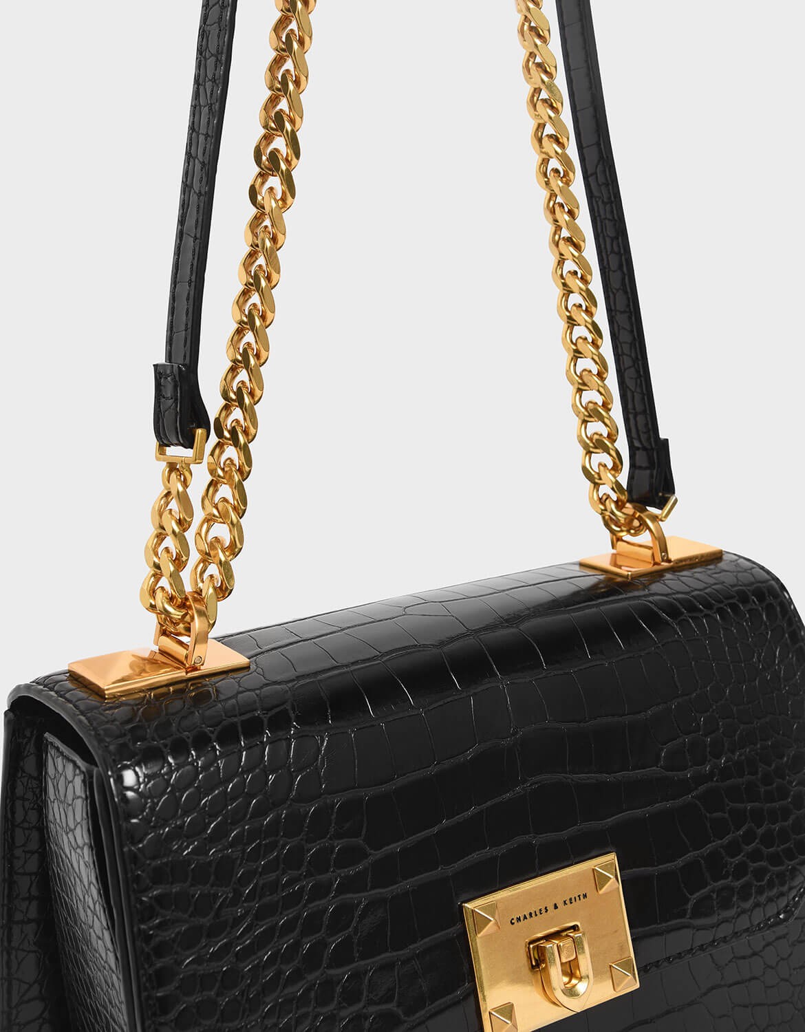 croc chain bag