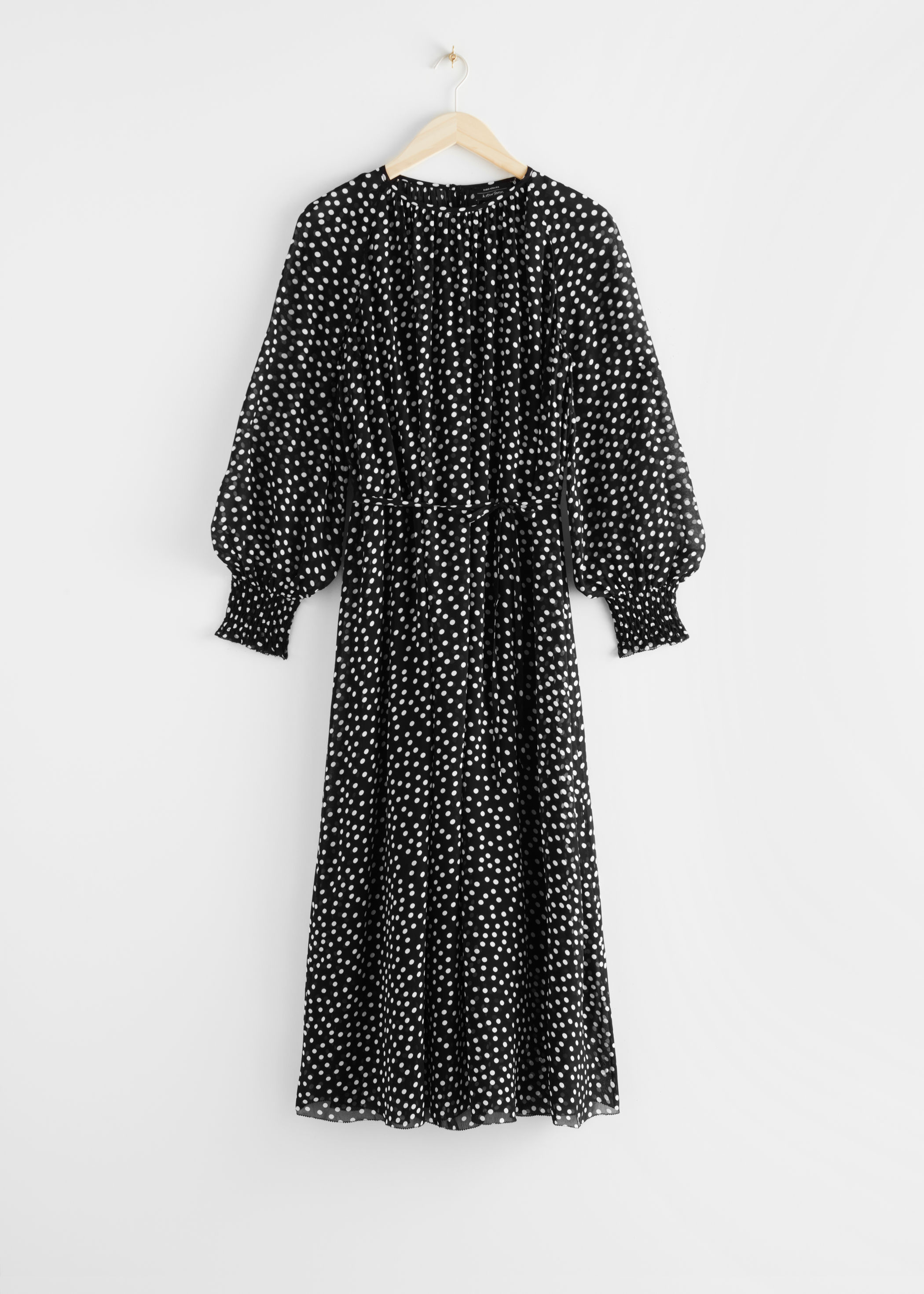 balloon sleeve dress midi