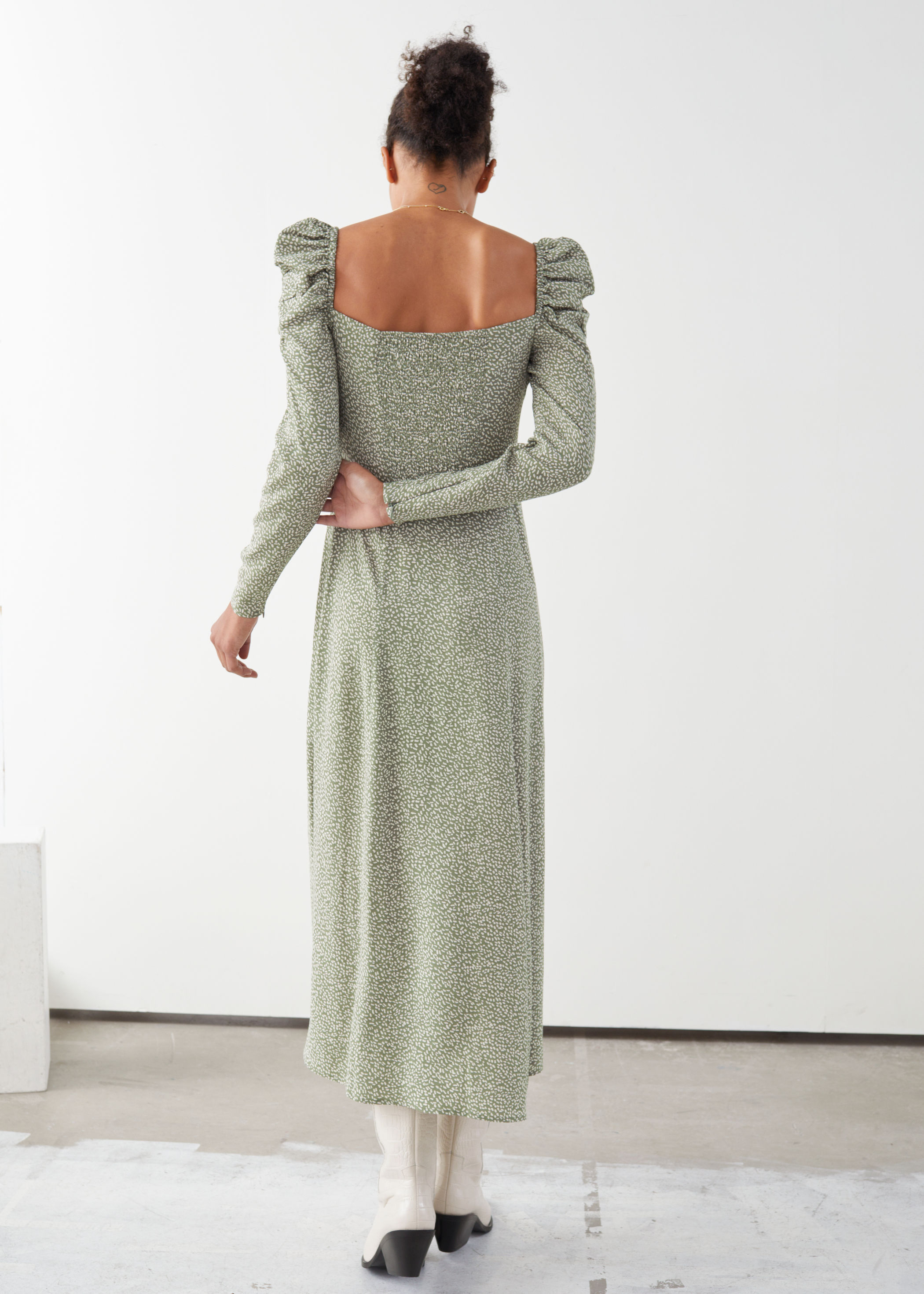 puff shoulder midi dress