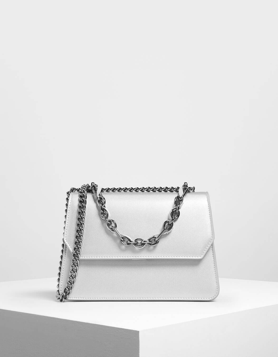 chain detail front flap bag