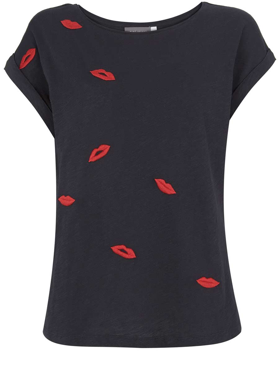 mint velvet red lips t shirt