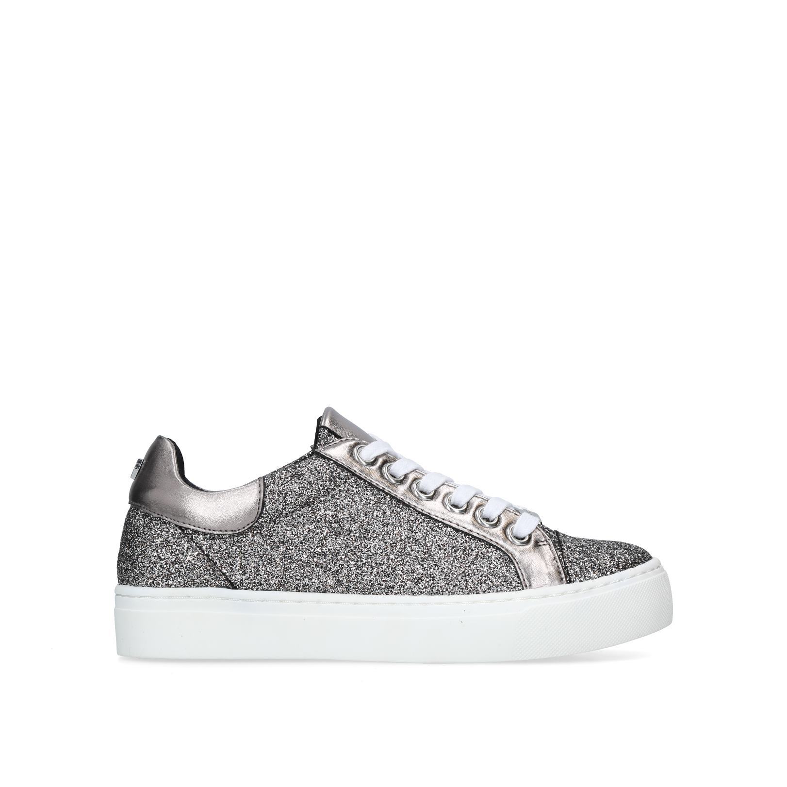 carvela larson trainers