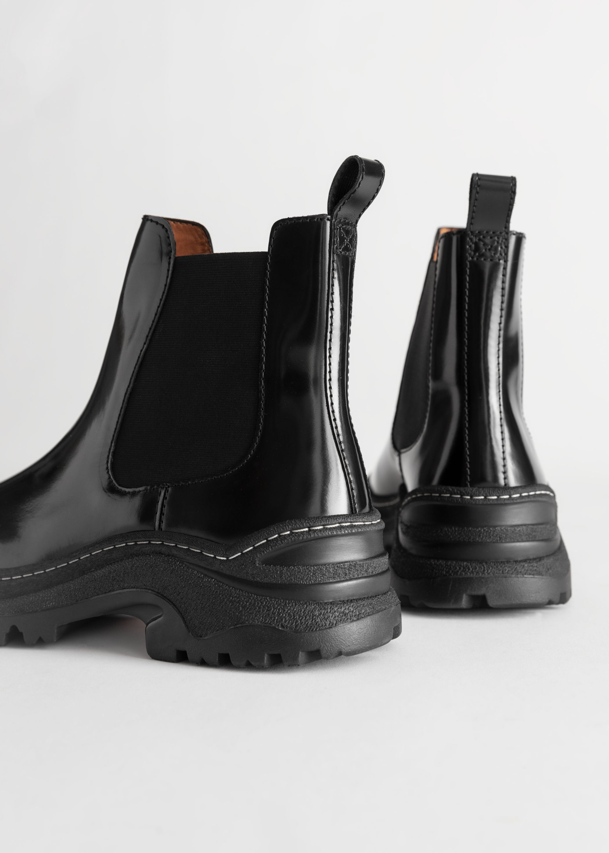 chunky chelsea boots leather