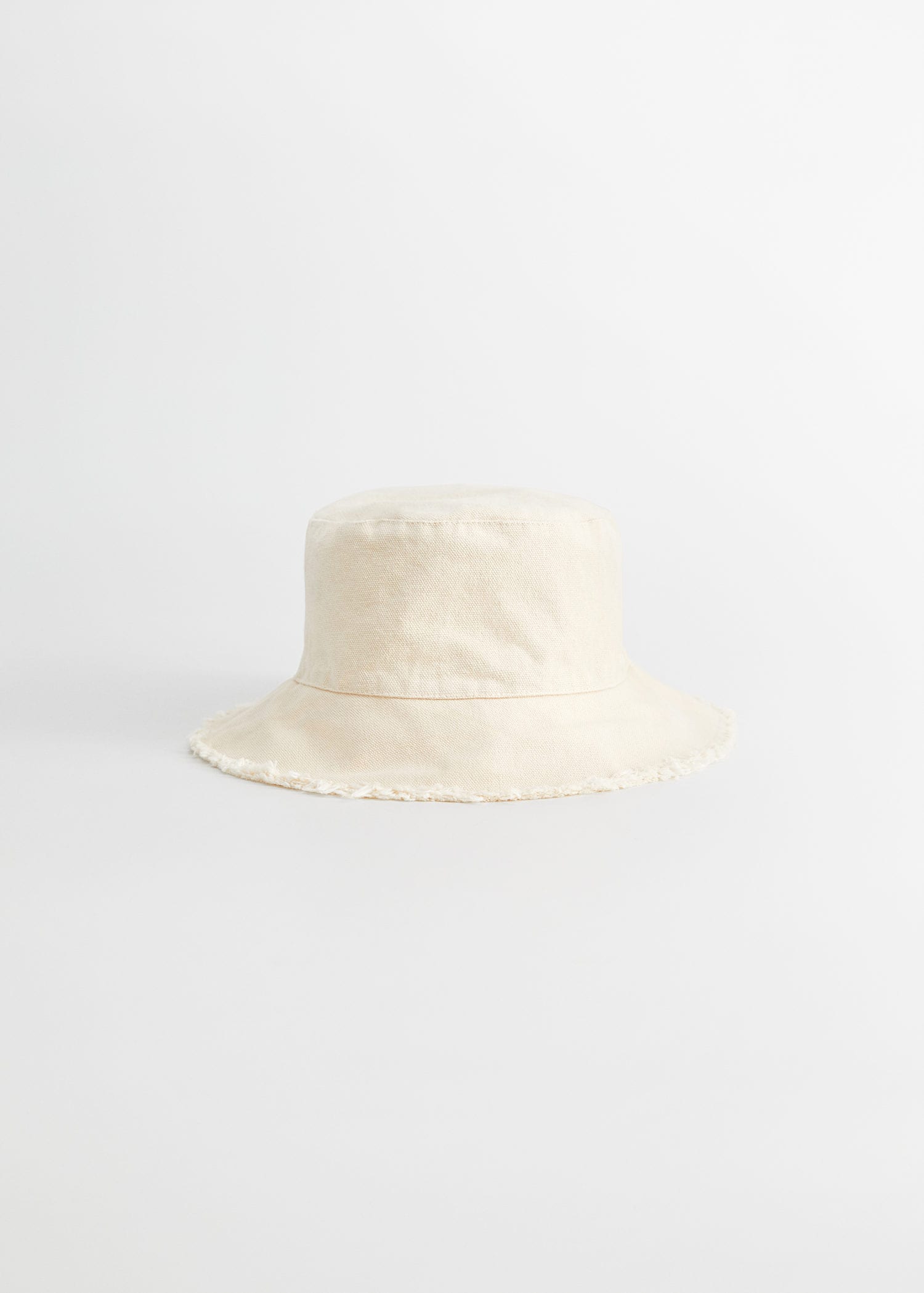 mango bucket hat