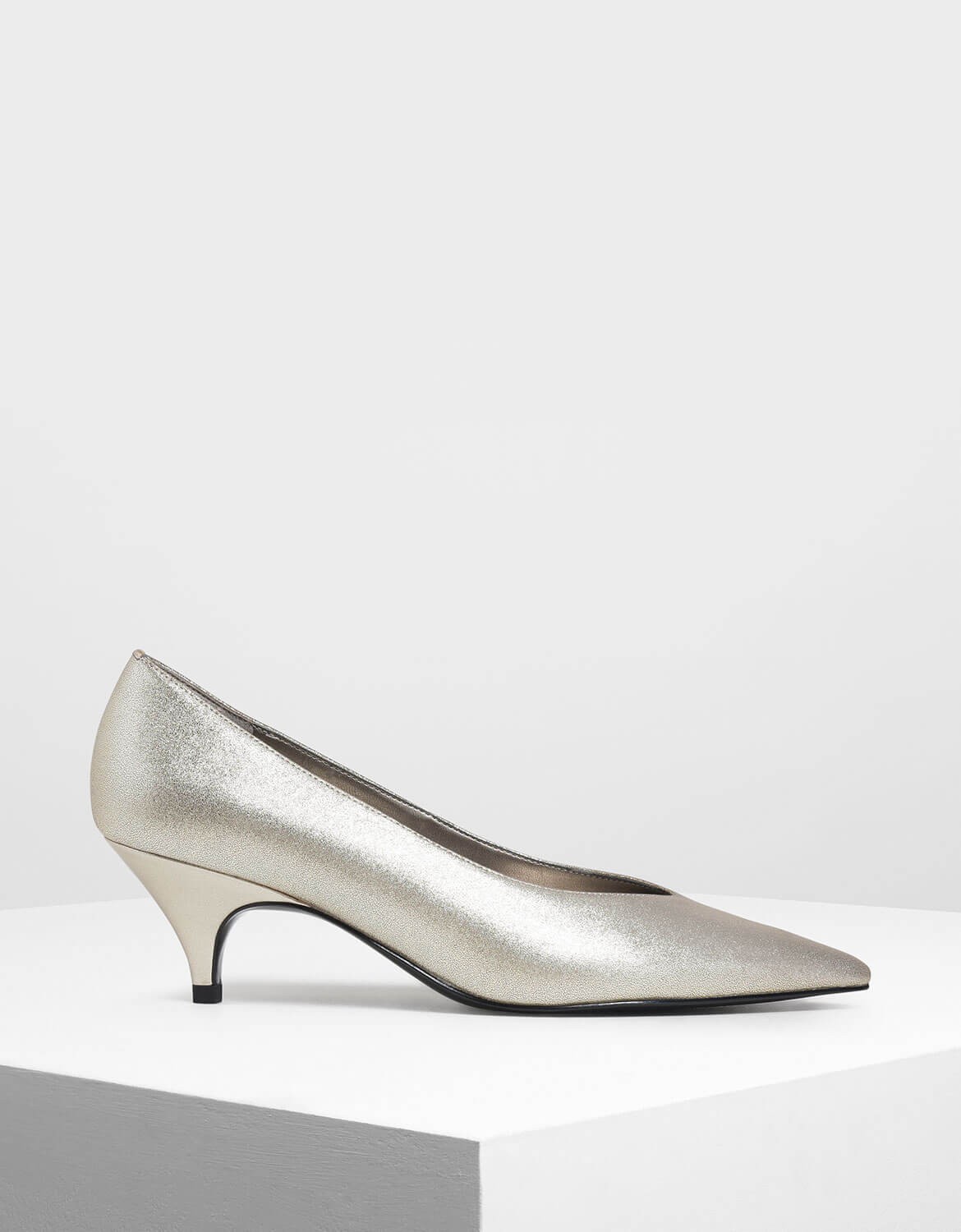 Pointed Kitten Heel Metallic Heels | Endource