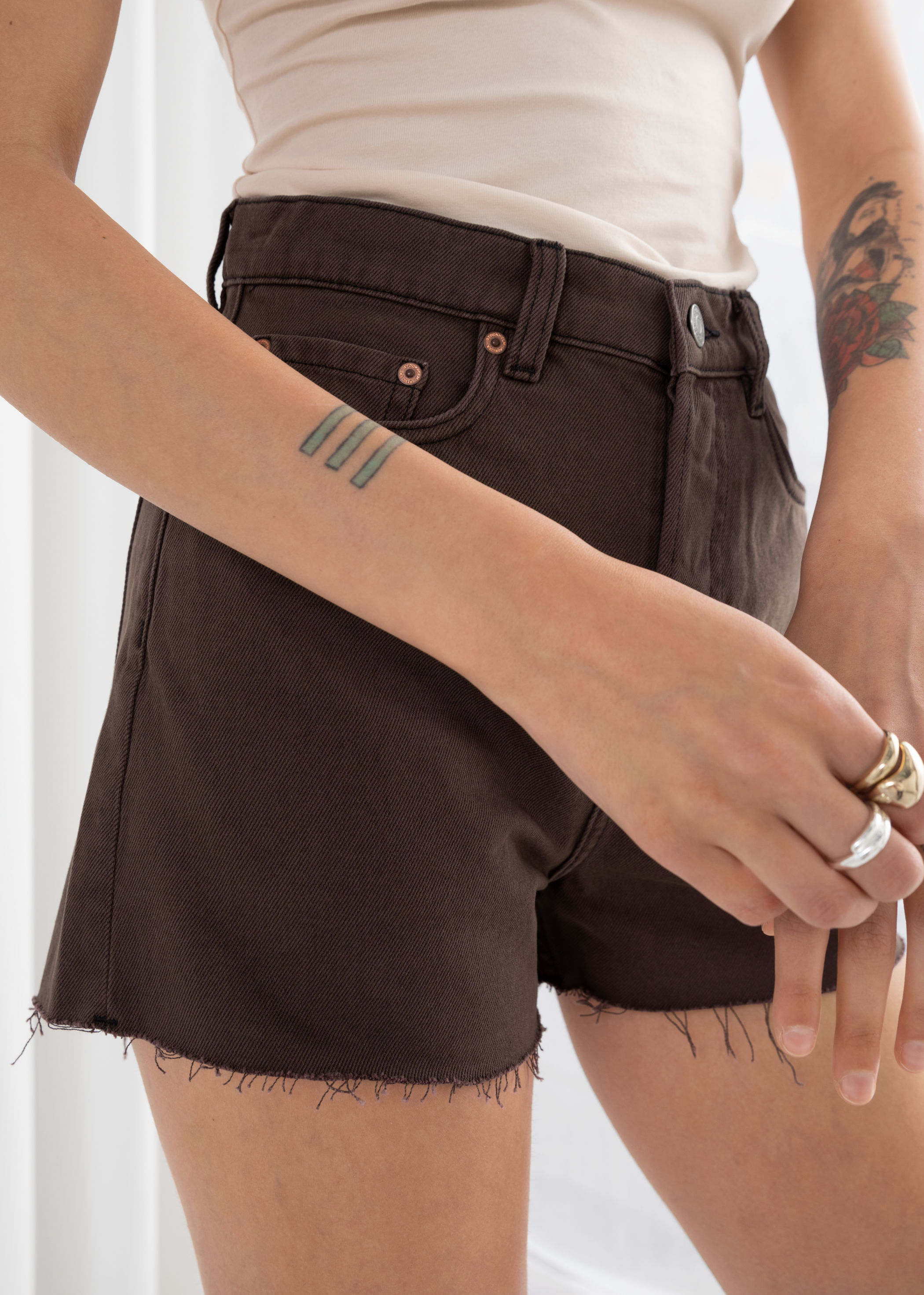 raw edge denim shorts