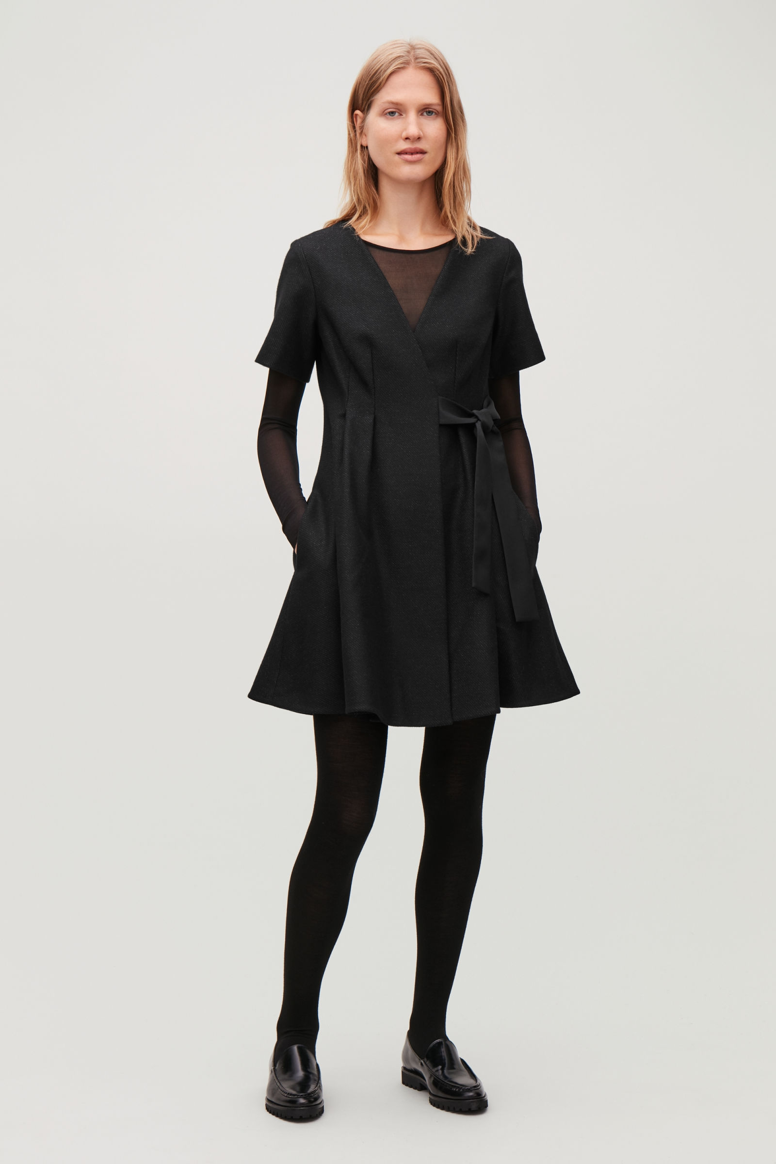 Tie-Up Wool Wrap Dress | Endource